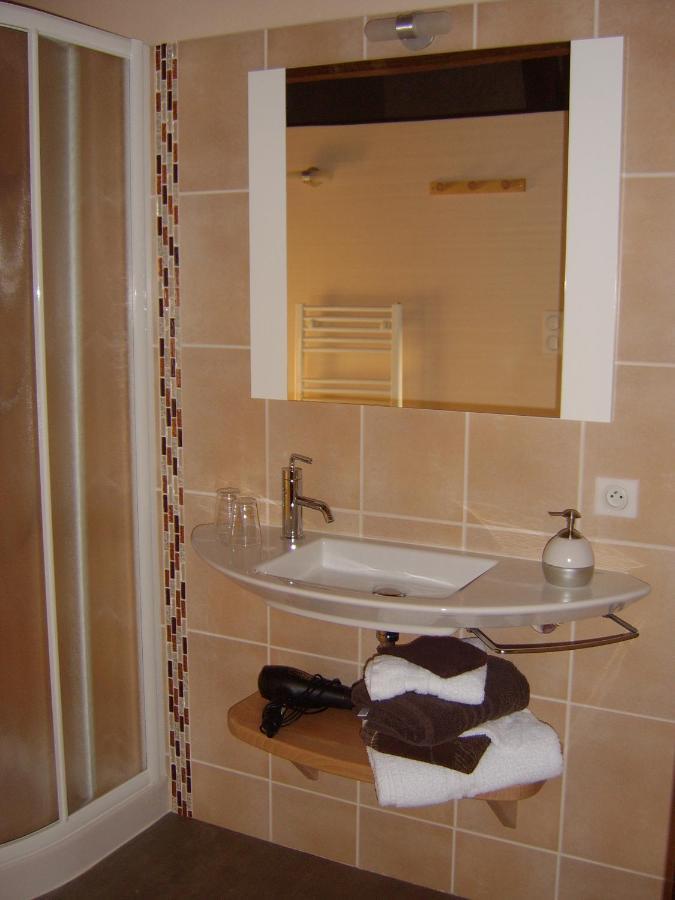Chambres De La Porte Aux Moines Vouvant エクステリア 写真