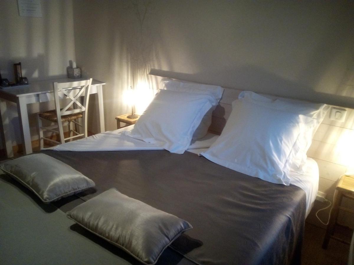 Chambres De La Porte Aux Moines Vouvant エクステリア 写真